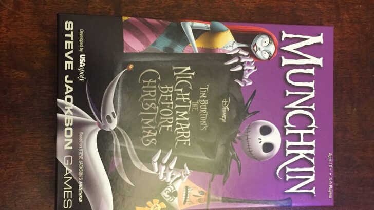 This Is Halloween. A Review of The Nightmare Before Christmas Munchkin by USAopoly and Steve Jackson Games