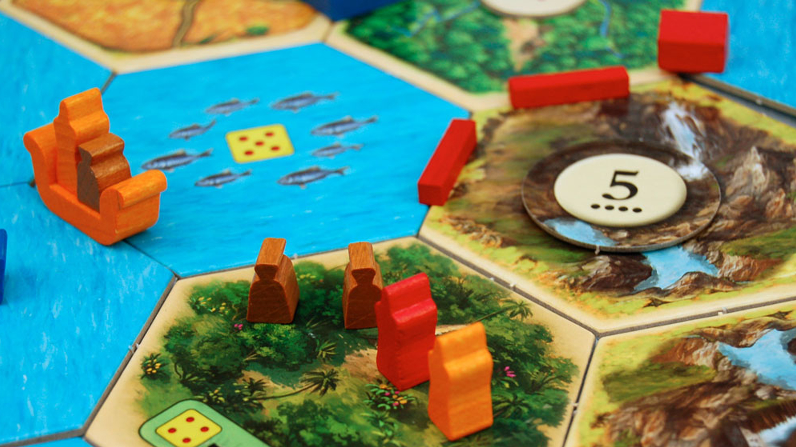 Super Impulse Partners with Asmodee Entertainment to Miniaturize CATAN® and Spot It!